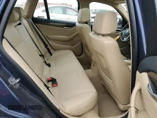 2013 BMW X1 xDrive28i z VIN WBAVL1C52DVR83974, wystawiony jako Copart lot #53567905 z przebiegiem 96 688 mil mil oraz Szkoda całkowita • Salvage title. Historia ofert i sprzedaży dostępna na DreamBid. Obrazek 10.
