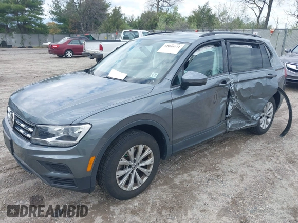 2020 Volkswagen Tiguan S с VIN 3VV1B7AX3LM103449, выставлен на аукционе IAAI как лот 42044171 с пробегом 45 195 миль миль и . История ставок и продаж доступна на DreamBid. Изображение 2.