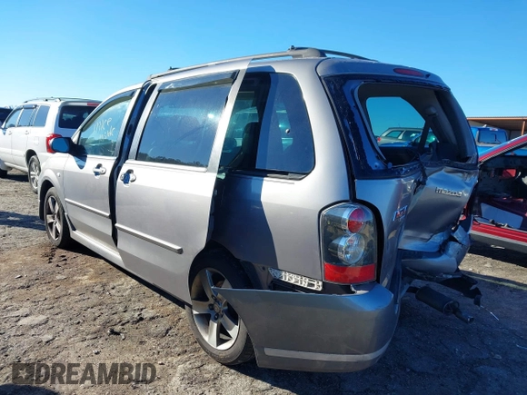 2004 Mazda MPV ES with VIN JM3LW28J140519074, listed as a IAAI auction lot 41224979 with 235,560 mi miles and . Bid and sale history available at carsss.com. Image 3.