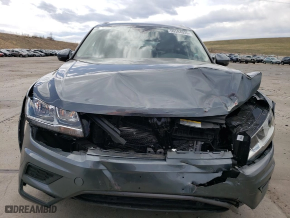 2021 Volkswagen Tiguan SE with VIN 3VV2B7AX0MM082811, listed as a Copart auction lot 50584035 with 6,598 mi miles and Salvage Title. Bid and sale history available at carsss.com. Image 5.