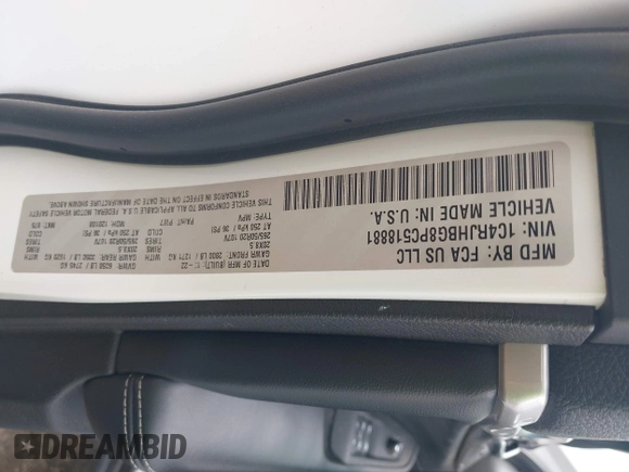 2023 Jeep Grand Cherokee Limited z VIN 1C4RJHBG8PC518881, wystawiony jako IAAI lot #42342233 z przebiegiem 58 773 mil mil oraz . Historia ofert i sprzedaży dostępna na DreamBid. Obrazek 9.