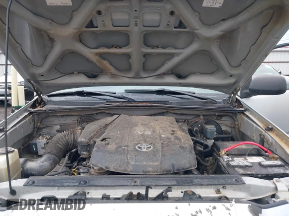 2006 Toyota Tacoma with VIN 5TEUU42N56Z216960, listed as a IAAI auction lot 41799319 with 260,116 mi miles. Bid and sale history available at carsss.com. Image 10.