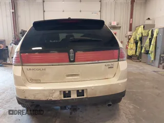 2008 Lincoln MKX with VIN 2LMDU88C58BJ28148, listed as a IAAI auction lot 41983477 with 234,905 mi miles and . Bid and sale history available at DreamBid. Image 16.