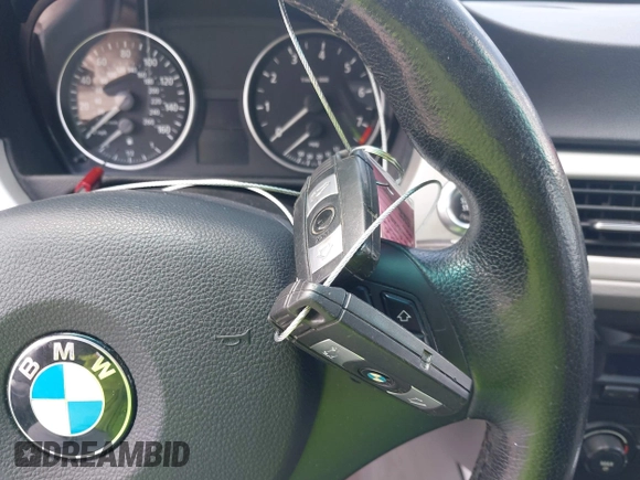 2006 BMW 3 Series 325i with VIN WBAVB17576NK31560, listed as a IAAI auction lot 42384770 with 186,091 mi miles and . Bid and sale history available at DreamBid. Image 11.