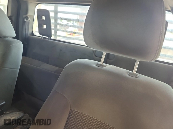 2011 Ford F-250 XL with VIN 1FT7X2B63BEC07690, listed as a IAAI auction lot 42827998 with 416,255 mi miles and . Bid and sale history available at DreamBid. Image 42.