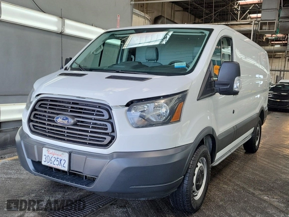 2017 Ford Transit z VIN 1FTYR1YM1HKB36417, wystawiony jako IAAI lot #42617602 z przebiegiem 96 942 mil mil oraz . Historia ofert i sprzedaży dostępna na DreamBid. Obrazek 53.
