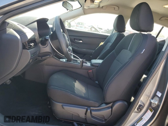 2024 Nissan Sentra SV with VIN 3N1AB8CVXRY322672, listed as a Copart auction lot 54098245 with 5,276 mi miles and Salvage title. Bid and sale history available at DreamBid. Image 7.