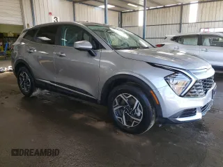 2024 Kia Sportage LX with VIN KNDPUCDF8R7278670, listed as a Copart auction lot 76417374 with 9,383 mi miles and Clean Title. Bid and sale history available at DreamBid. Image 4.