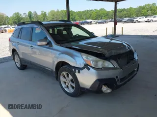 2013 Subaru Outback Premium z VIN 4S4BRBCC5D3227975, wystawiony jako IAAI lot #42073004 z przebiegiem 241 747 mil mil oraz . Historia ofert i sprzedaży dostępna na DreamBid. Obrazek 1.