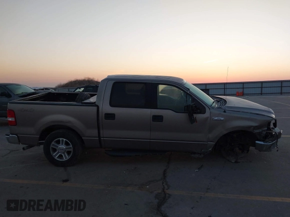 2005 Ford F-150 XLT with VIN 1FTPW14565KB71646, listed as a IAAI auction lot 41772005 with 180,735 mi miles. Bid and sale history available at carsss.com. Image 14.