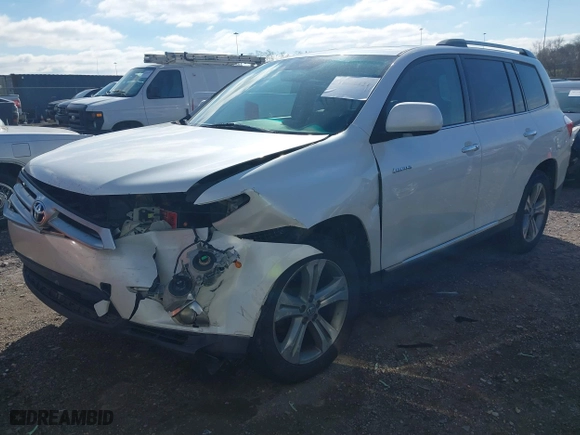 2012 Toyota Highlander Limited with VIN 5TDYK3EH4CS052018, listed as a IAAI auction lot 41731421 with 197,132 mi miles. Bid and sale history available at carsss.com. Image 17.