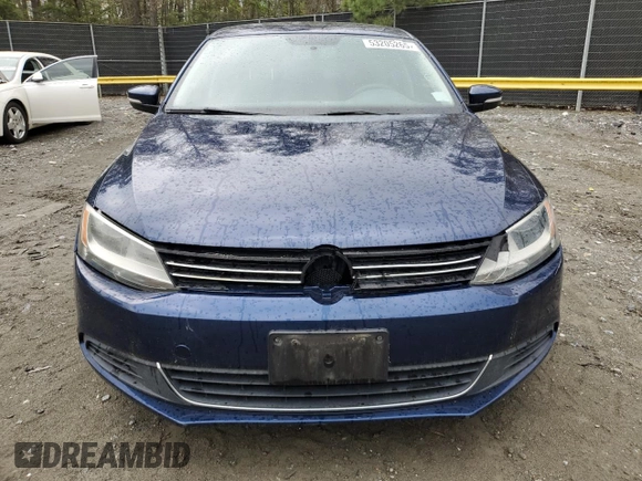 2013 Volkswagen Jetta Sedan SE w/Convenience/Sunroof with VIN 3VWBP7AJ7DM309615, listed as a Copart auction lot 53205265 with 166,232 mi miles and Clean Title. Bid and sale history available at carsss.com. Image 5.