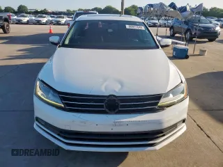 2017 Volkswagen Jetta SEL with VIN 3VWL17AJ0HM407140, listed as a Copart auction lot 60977645 with 86,729 mi miles and Salvage title. Bid and sale history available at DreamBid. Image 5.