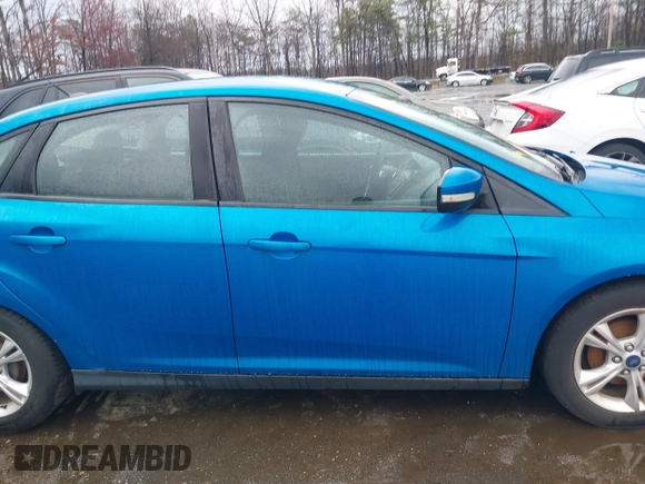 2014 Ford Focus SE with VIN 1FADP3F28EL193582, listed as a IAAI auction lot 41866782 with 166,733 mi miles. Bid and sale history available at carsss.com. Image 6.