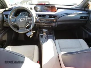 2020 Lexus UX with VIN JTHP9JBH4L2021390, listed as a Copart auction lot 40496333 with 20,694 mi miles. Bid and sale history available at carsss.com. Image 8.