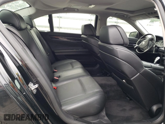 2010 BMW 7 Series 750Li xDrive z VIN WBAKC8C59ACY68940, wystawiony jako Copart lot #68335353 z przebiegiem 168 470 mil mil oraz Szkoda całkowita • Salvage title. Historia ofert i sprzedaży dostępna na DreamBid. Obrazek 10.
