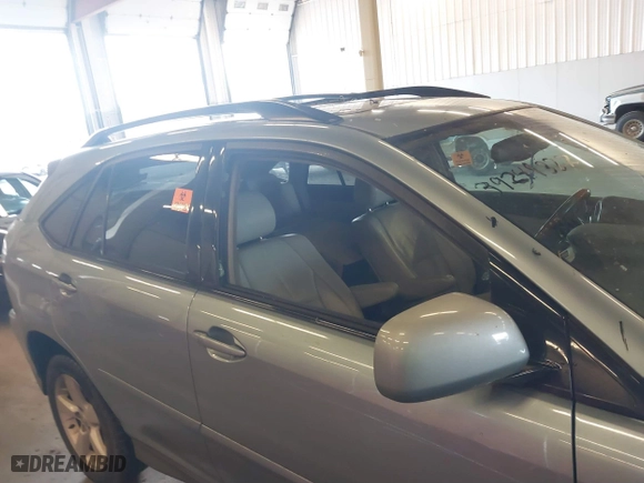 2004 Lexus RX 330 with VIN 2T2HA31U14C014502, listed as a IAAI auction lot 40682875 with 0 mi miles. Bid and sale history available at carsss.com. Image 6.