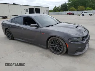 2020 Dodge Charger Scat Pack Widebody z VIN 2C3CDXGJ4LH153364, wystawiony jako Copart lot #51962505 z przebiegiem 106 231 mil mil oraz Czysty tytuł • Clean title. Historia ofert i sprzedaży dostępna na DreamBid. Obrazek 4.