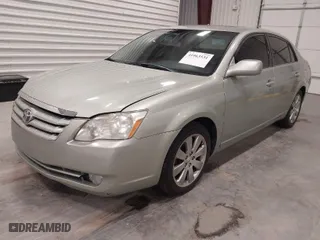 2005 Toyota Avalon XL with VIN 4T1BK36B65U023629, listed as a IAAI auction lot 41963531 with 255,044 mi miles. Bid and sale history available at carsss.com. Image 2.