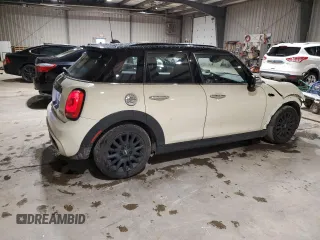 2017 MINI Hardtop 4 Door Cooper S z VIN WMWXU3C52H2D31688, wystawiony jako Copart lot #85785404 z przebiegiem 69 849 mil mil oraz Szkoda całkowita • Salvage title. Historia ofert i sprzedaży dostępna na DreamBid. Obrazek 3.