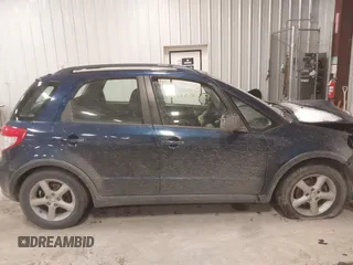 2008 Suzuki SX4 with VIN JS2YB413385107948, listed as a IAAI auction lot 41227517 with 153,163 mi miles. Bid and sale history available at carsss.com. Image 12.