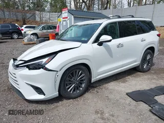 2024 Lexus TX 350 z VIN 5TDAAAB60RS008022, wystawiony jako IAAI lot #42177080 z przebiegiem 30 490 mil mil oraz . Historia ofert i sprzedaży dostępna na DreamBid. Obrazek 18.