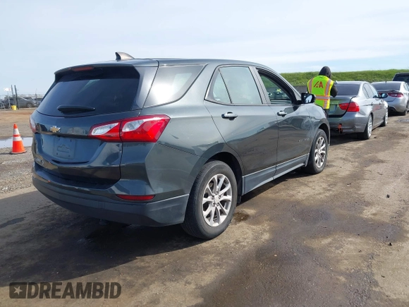 2020 Chevrolet Equinox LS with VIN 3GNAXHEV5LS519388, listed as a IAAI auction lot 41838631 with 128,907 mi miles. Bid and sale history available at carsss.com. Image 4.