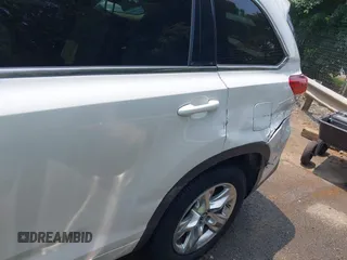 2017 Toyota Highlander Limited with VIN 5TDYZRFH6HS190177, listed as a IAAI auction lot 42398981 with 159,583 mi miles and . Bid and sale history available at DreamBid. Image 20.