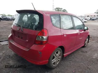 2008 Honda Fit Sport with VIN JHMGD386X8S064901, listed as a IAAI auction lot 42097535 with 221,759 mi miles. Bid and sale history available at carsss.com. Image 4.