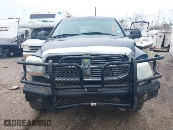 2006 Dodge 3500 Laramie z VIN 3D7LX39C66G175614, wystawiony jako IAAI lot #41381392 z przebiegiem 197 319 mil mil oraz . Historia ofert i sprzedaży dostępna na DreamBid. Obrazek 12.