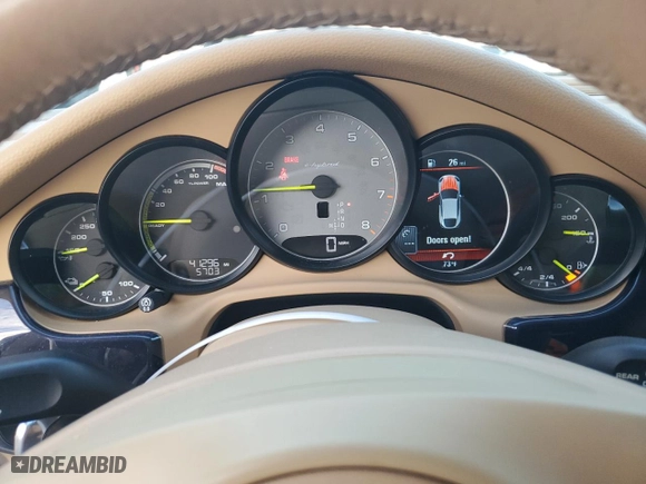 2014 Porsche Panamera S E-Hybrid with VIN WP0AD2A77EL044731, listed as a Copart auction lot 82918834 with 41,296 mi miles and Salvage Title. Bid and sale history available at carsss.com. Image 9.