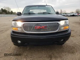 2006 GMC Sierra Denali z VIN 2GTEK63N561158633, wystawiony jako Copart lot #54572255 z przebiegiem 181 631 mil mil oraz Szkody całkowita. Historia ofert i sprzedaży dostępna na DreamBid. Obrazek 5.