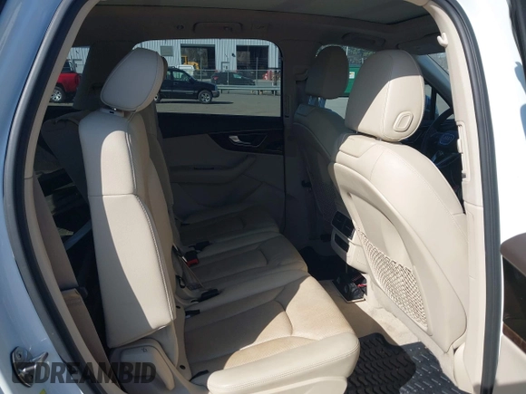 2017 Audi Q7 Premium Plus with VIN WA1LHAF71HD049724, listed as a IAAI auction lot 41405955 with 117,741 mi miles and . Bid and sale history available at DreamBid. Image 8.