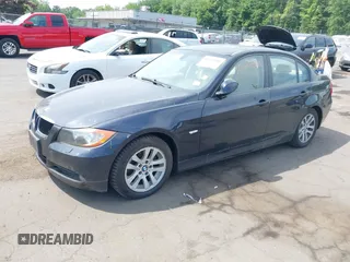 2007 BMW 3 Series 328xi with VIN WBAVC93527KX56871, listed as a IAAI auction lot 42622580 with 164,047 mi miles and . Bid and sale history available at DreamBid. Image 2.