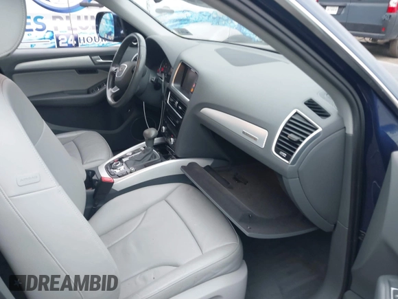 2016 Audi Q5 Premium Plus with VIN WA1L2AFP4GA046673, listed as a IAAI auction lot 41012010 with 52,553 mi miles. Bid and sale history available at carsss.com. Image 5.