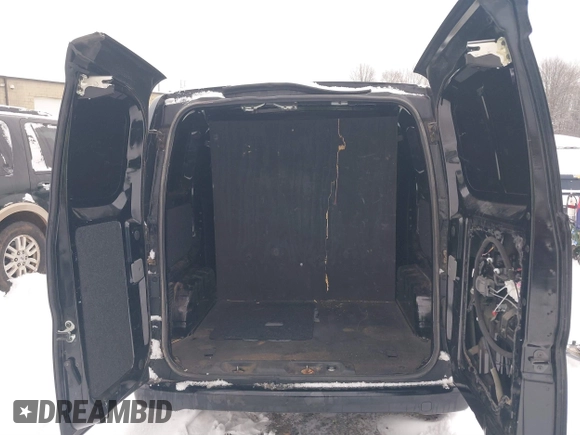 2019 Nissan NV200 S with VIN 3N6CM0KN2KK690577, listed as a IAAI auction lot 41137021 with 120,785 mi miles and . Bid and sale history available at DreamBid. Image 18.