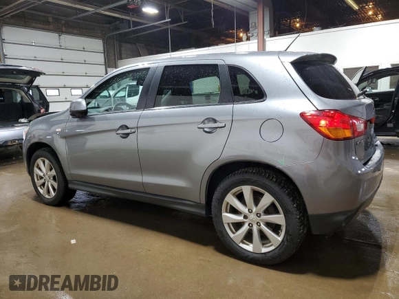 2015 Mitsubishi Outlander SE with VIN 4A4AP4AU6FE008763, listed as a Copart auction lot 58772365 with 130,749 mi miles and Salvage title. Bid and sale history available at DreamBid. Image 2.