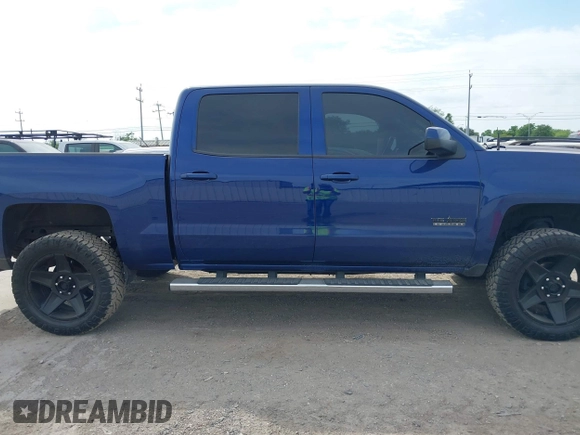 2014 Chevrolet Silverado 1500 LT with VIN 3GCPCREC3EG369791, listed as a IAAI auction lot 42050320 with 135,475 mi miles. Bid and sale history available at carsss.com. Image 13.