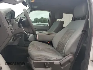 2016 Ford F-250 XL z VIN 1FT7W2A61GEC04430, wystawiony jako Copart lot #52383415 z przebiegiem 136 451 mil mil oraz Szkoda całkowita • Salvage title. Historia ofert i sprzedaży dostępna na DreamBid. Obrazek 7.
