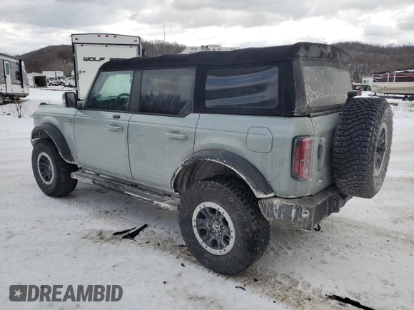 2021 Ford Bronco with VIN 1FMDE5DH7MLA94877, listed as a Copart auction lot 42676505 with 43,918 mi miles and Salvage title. Bid and sale history available at DreamBid. Image 2.