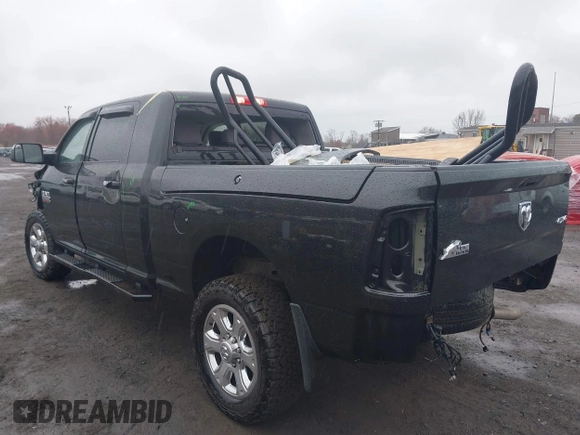 2018 Ram 2500 Big Horn with VIN 3C6UR5MJ5JG162332, listed as a IAAI auction lot 42002877 with 66,251 mi miles and . Bid and sale history available at DreamBid. Image 18.
