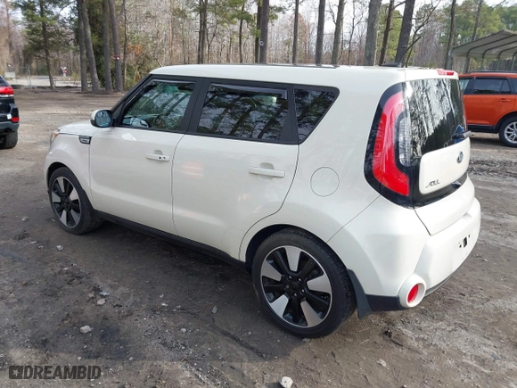 2015 Kia Soul ! with VIN KNDJX3A55F7186713, listed as a IAAI auction lot 41730772 with 86,139 mi miles. Bid and sale history available at carsss.com. Image 3.