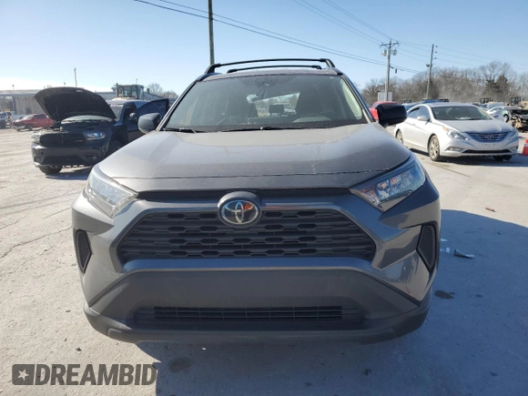 2020 Toyota RAV4 LE with VIN 2T3H1RFV7LC085928, listed as a Copart auction lot 47985445 with 57,249 mi miles and Salvage Title. Bid and sale history available at carsss.com. Image 5.