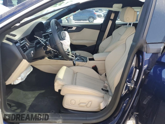 2024 Audi A5 Sportback S line Prestige z VIN WAUEACF51RA122846, wystawiony jako Copart lot #50018975 z przebiegiem Nie podano mil oraz Szkoda całkowita • Salvage title. Historia ofert i sprzedaży dostępna na DreamBid. Obrazek 7.