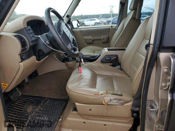 2002 Land Rover Discovery with VIN SALTL12492A744776, listed as a Copart auction lot 88250575 with 185,851 mi miles and Clean Title. Bid and sale history available at DreamBid. Image 8.