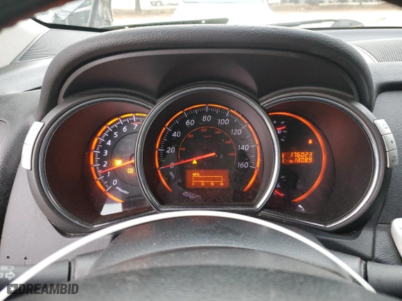 2010 Nissan Murano LE with VIN JN8AZ1MW0AW112136, listed as a Copart auction lot 84502904 with 176,023 mi miles and Clean Title. Bid and sale history available at carsss.com. Image 9.