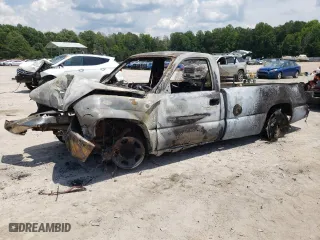 2002 Chevrolet Silverado 1500 with VIN 1GCEC14W32Z225240, listed as a Copart auction lot 58837234 with 0 mi miles and Non Repairable. Bid and sale history available at carsss.com. Image 1.