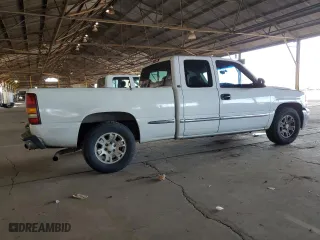 2002 GMC Sierra 1500 SLE with VIN 2GTEC19T721268969, listed as a Copart auction lot 46122895 with 249,649 mi miles and Salvage Title. Bid and sale history available at carsss.com. Image 3.