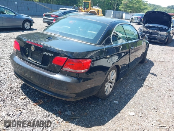 2009 BMW 3 Series 328i with VIN WBAWR33549P461633, listed as a IAAI auction lot 42659410 with 174,049 mi miles and . Bid and sale history available at DreamBid. Image 4.