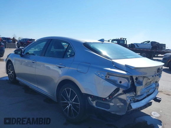 2023 Toyota Camry SE z VIN 4T1G11AK5PU785700, wystawiony jako IAAI lot #41845003 z przebiegiem 21 207 mil mil oraz . Historia ofert i sprzedaży dostępna na DreamBid. Obrazek 3.